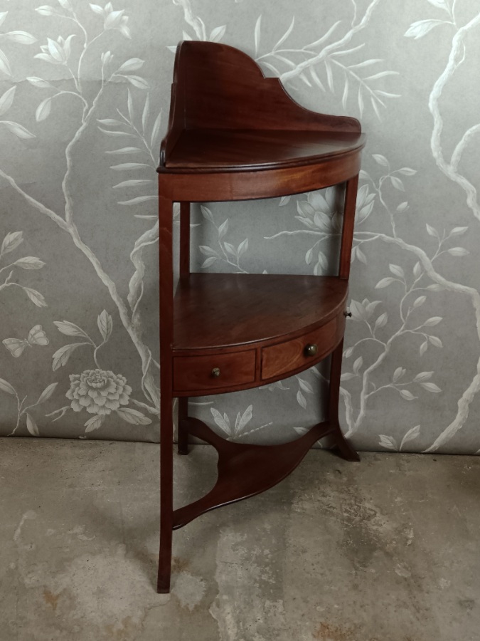 Georgian Mahogany Corner Washstand (5).jpg
